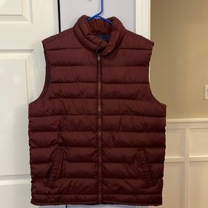 Men’s puffer vest, size Large